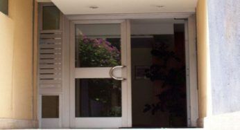 Come proteggere te stesso quando il portone è costantemente aperto – Guida informativa