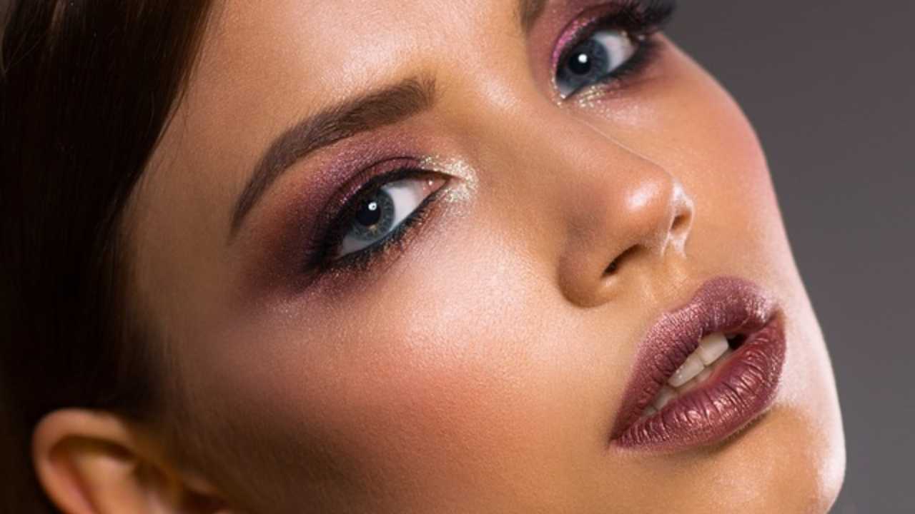 Trucco perfetto anche in autunno: i consigli che non ti aspetti