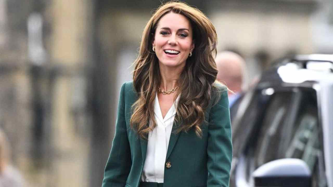 kate middleton tailleur verde