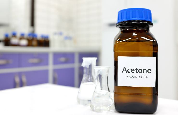 Acetone è pericoloso